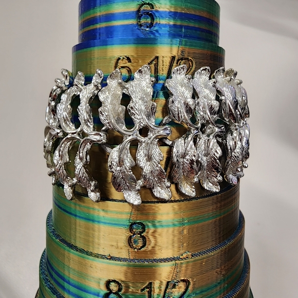 Vintage Mid-Century Silver-Tone Leaf Bracelet Textured Articulated Statement - Picture 10 of 11